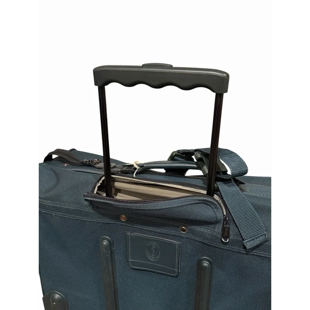 Atlantic Army Green Nylon Rolling Garment Suitcase Luggage Size 24